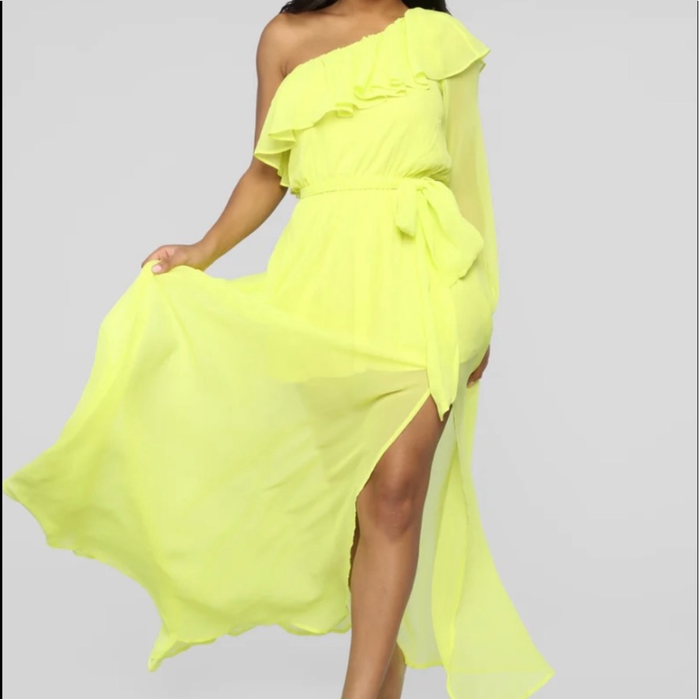 🍋Fashion Nova llight neon yellow dress NWT